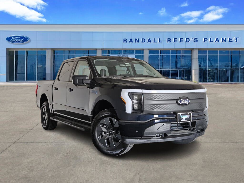 2025 Ford F-150 Lightning Flash SuperCrew AWD