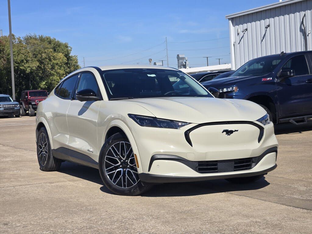 2025 Ford Mustang Mach-E Premium RWD