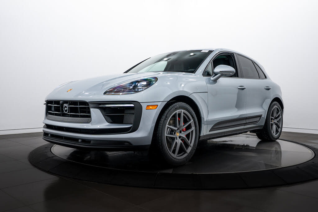 2026 Porsche Macan S AWD