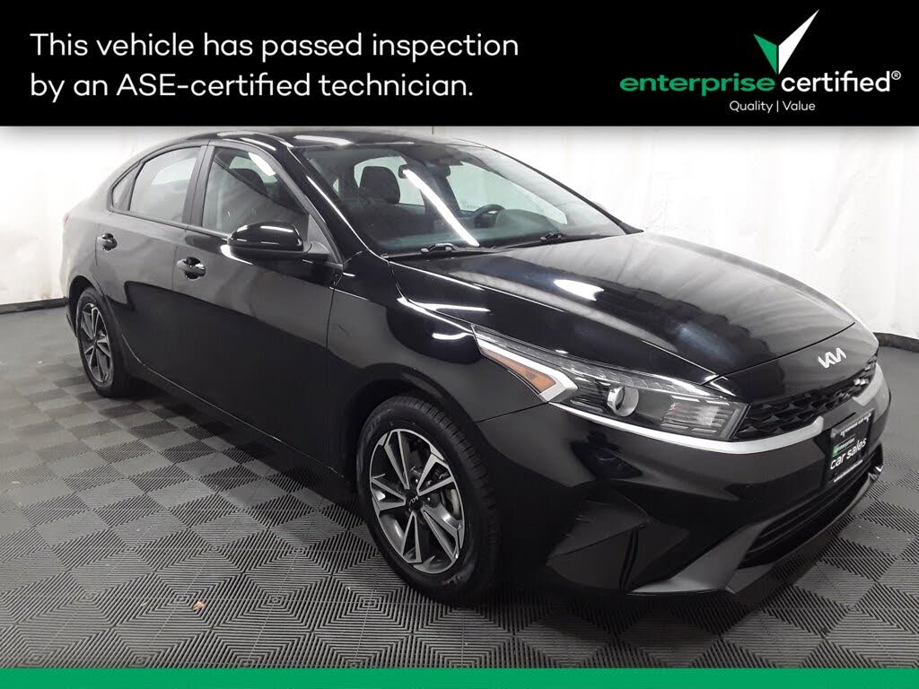 2023 Kia Forte LXS FWD