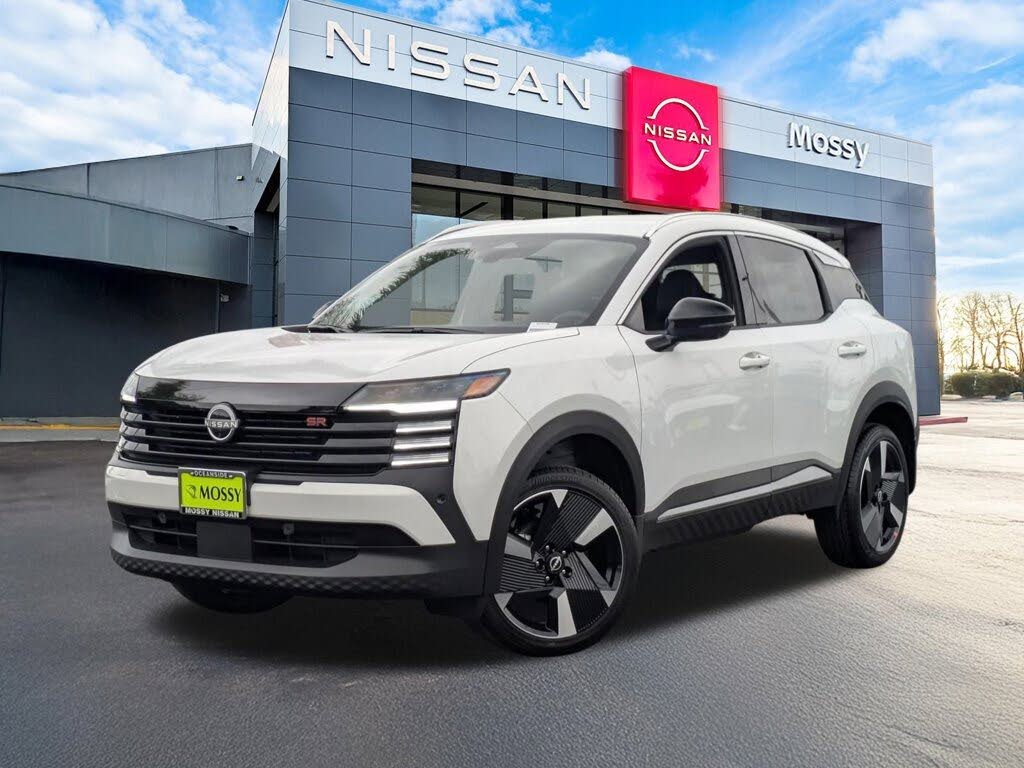 2026 Nissan Kicks SR FWD