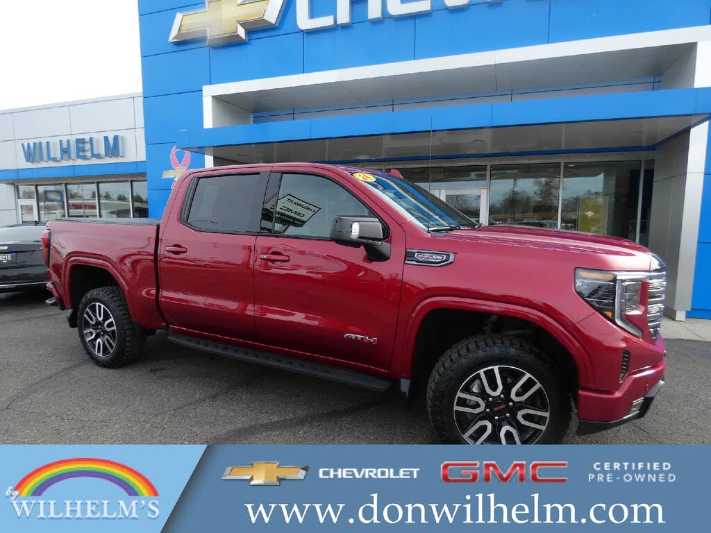 2024 GMC Sierra 1500 AT4 Crew Cab 4WD