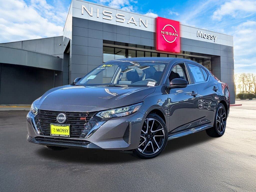2025 Nissan Sentra SR FWD