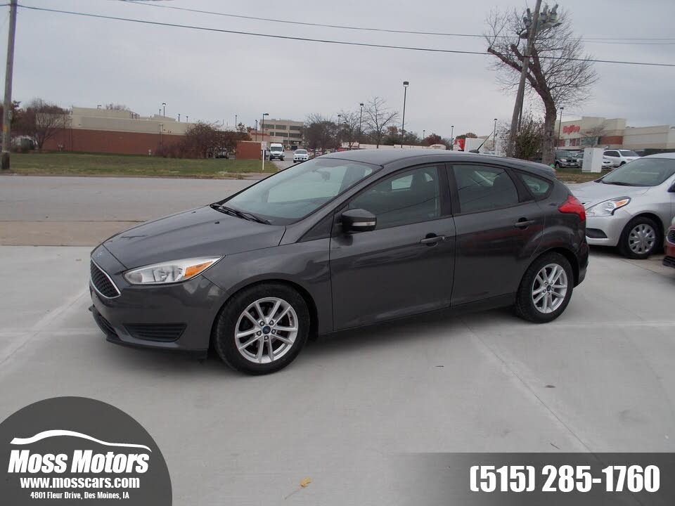 2017 Ford Focus SE Hatchback