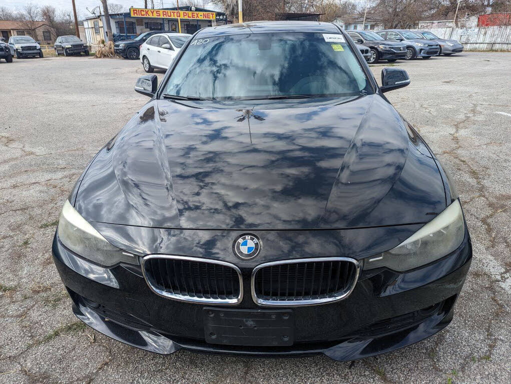 2016 BMW 3 Series 320i Sedan RWD