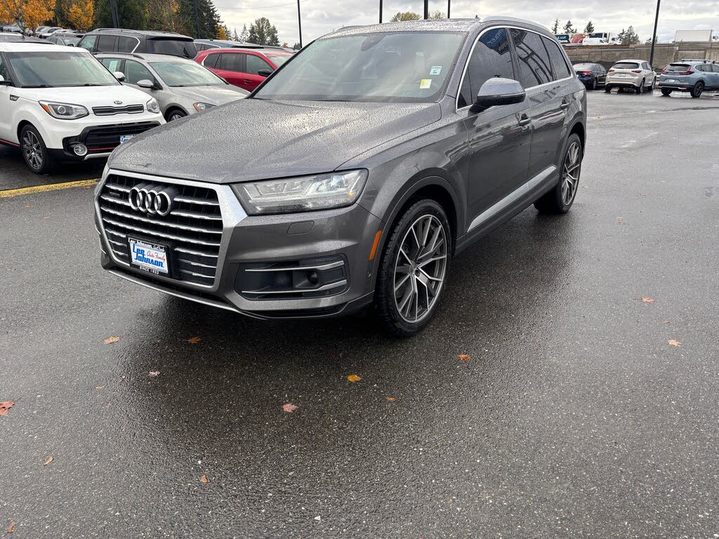 2019 Audi Q7 55 TFSI quattro Premium Plus