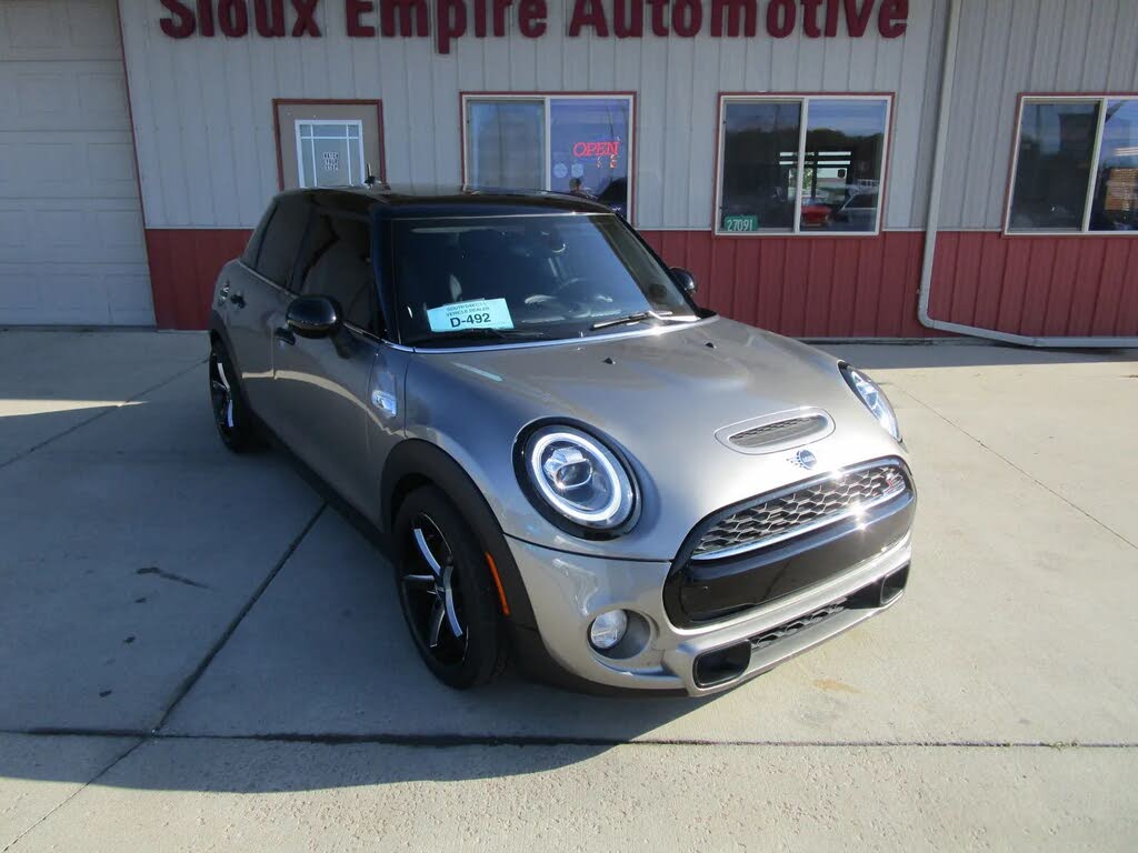 2019 MINI Cooper S 4-Door Hatchback FWD
