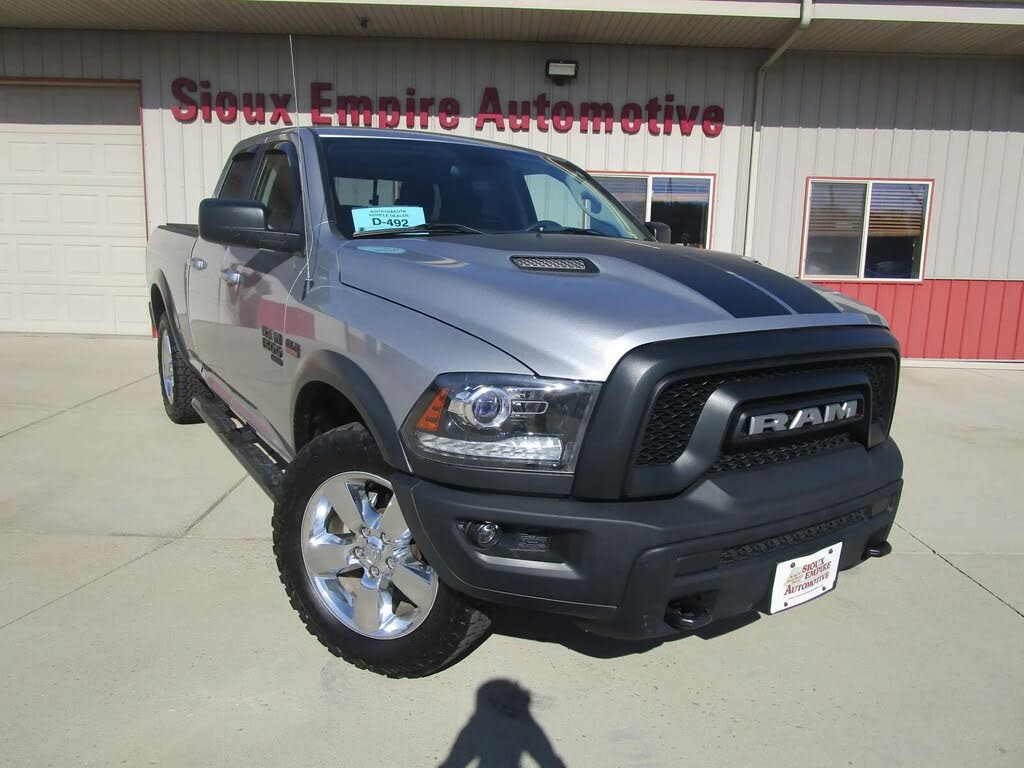 2019 RAM 1500 Classic SLT Quad Cab 4WD