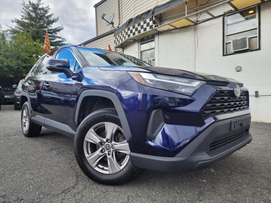 2022 Toyota RAV4 XLE AWD