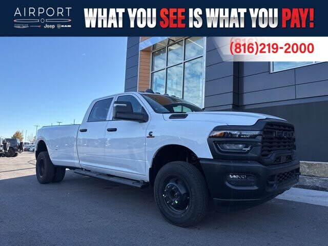 2026 RAM 3500 Tradesman Crew Cab LB DRW 4WD