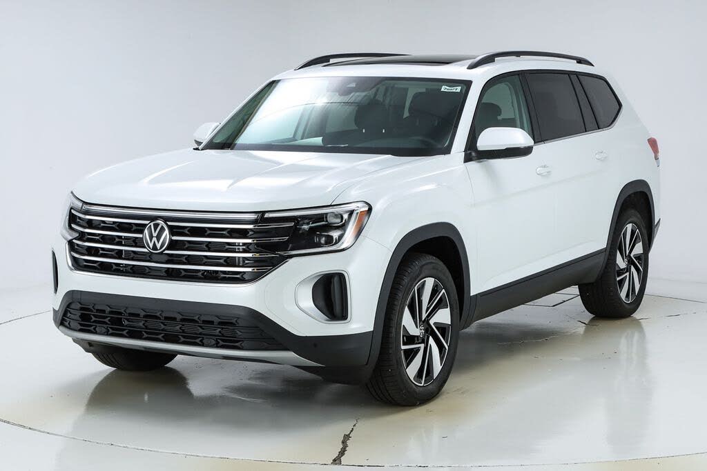 2026 Volkswagen Atlas SE FWD with Technology