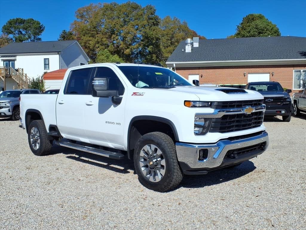 2026 Chevrolet Silverado 2500HD LT Crew Cab 4WD