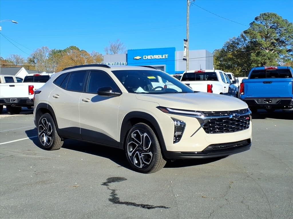 2026 Chevrolet Trax RS with 2RS FWD