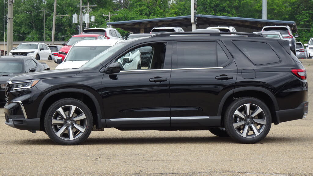 2025 Honda Pilot Touring AWD