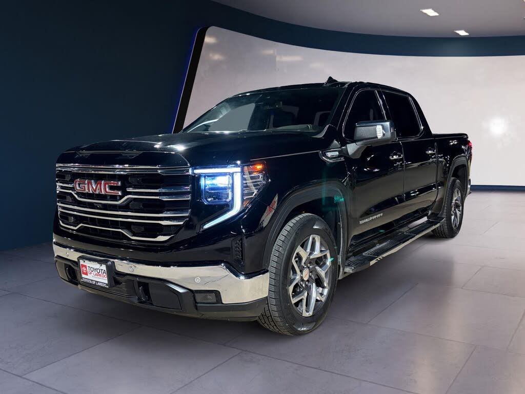 2023 GMC Sierra 1500 SLT Crew Cab 4WD