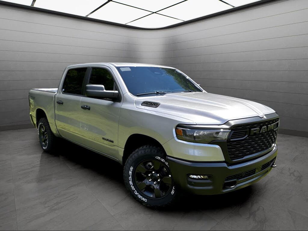 2025 RAM 1500 Warlock 4dr Crew Cab 4WD
