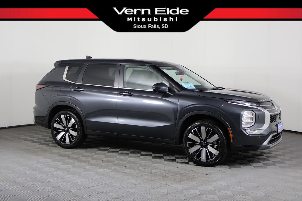 2025 Mitsubishi Outlander SE FWD