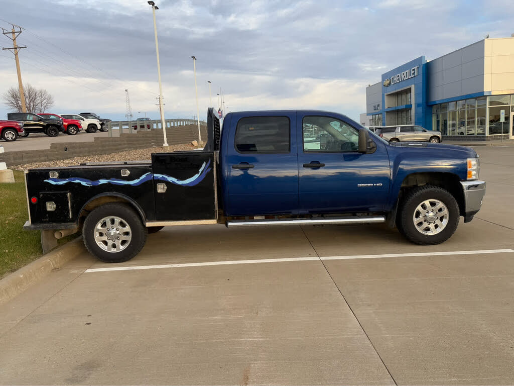 2013 Chevrolet Silverado 3500HD LT Crew Cab 4WD