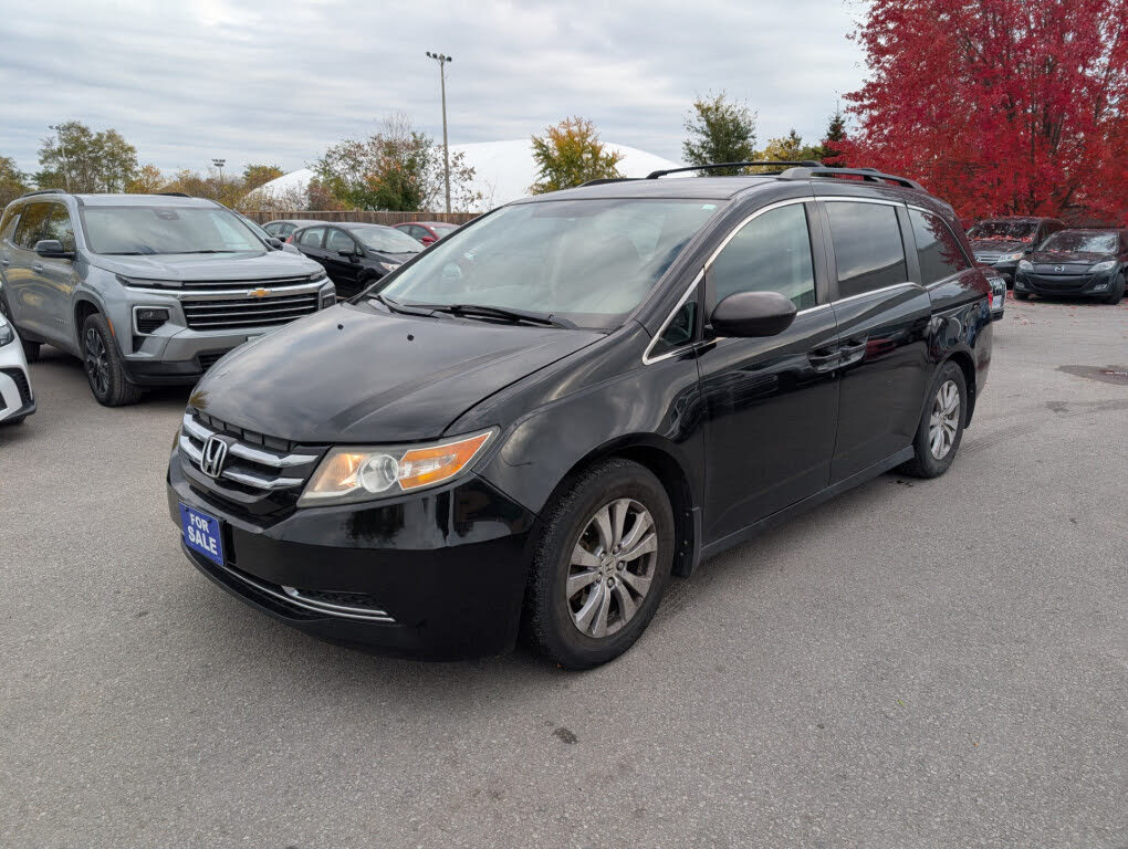2015 Honda Odyssey SE FWD