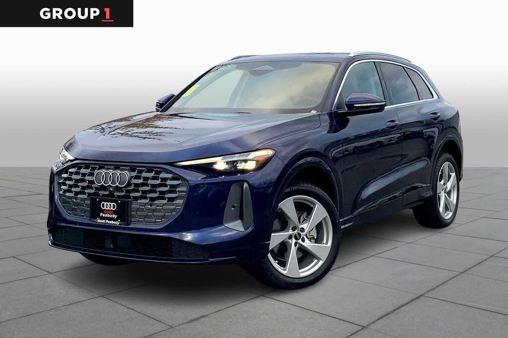 2025 Audi Q5 quattro Premium Plus 40 TFSI