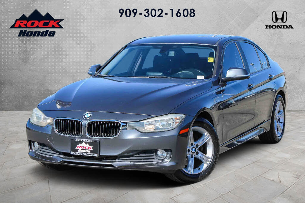 2015 BMW 3 Series 320i Sedan RWD