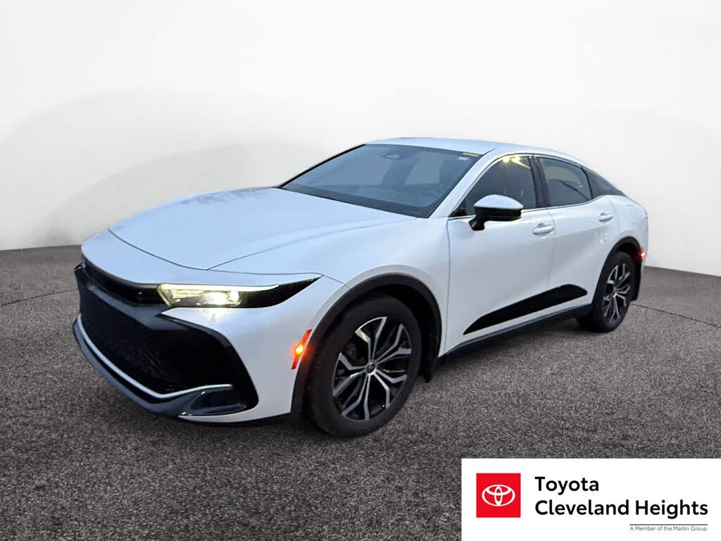 2023 Toyota Crown XLE AWD