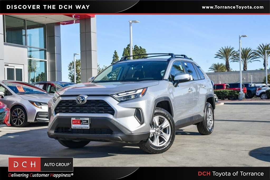 2025 Toyota RAV4 XLE AWD