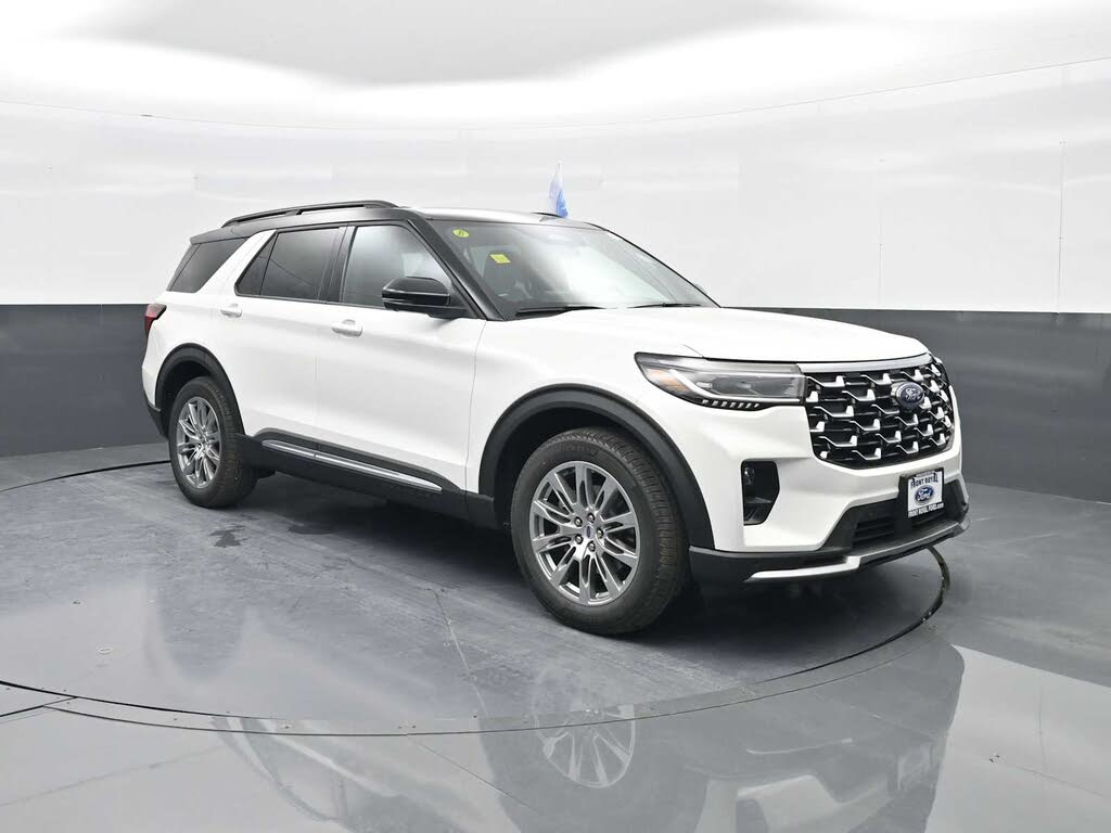 2026 Ford Explorer Platinum AWD