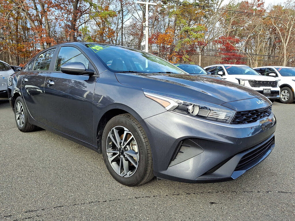 2023 Kia Forte LXS FWD