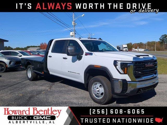2026 GMC Sierra 3500HD Chassis Pro Crew Cab 4WD