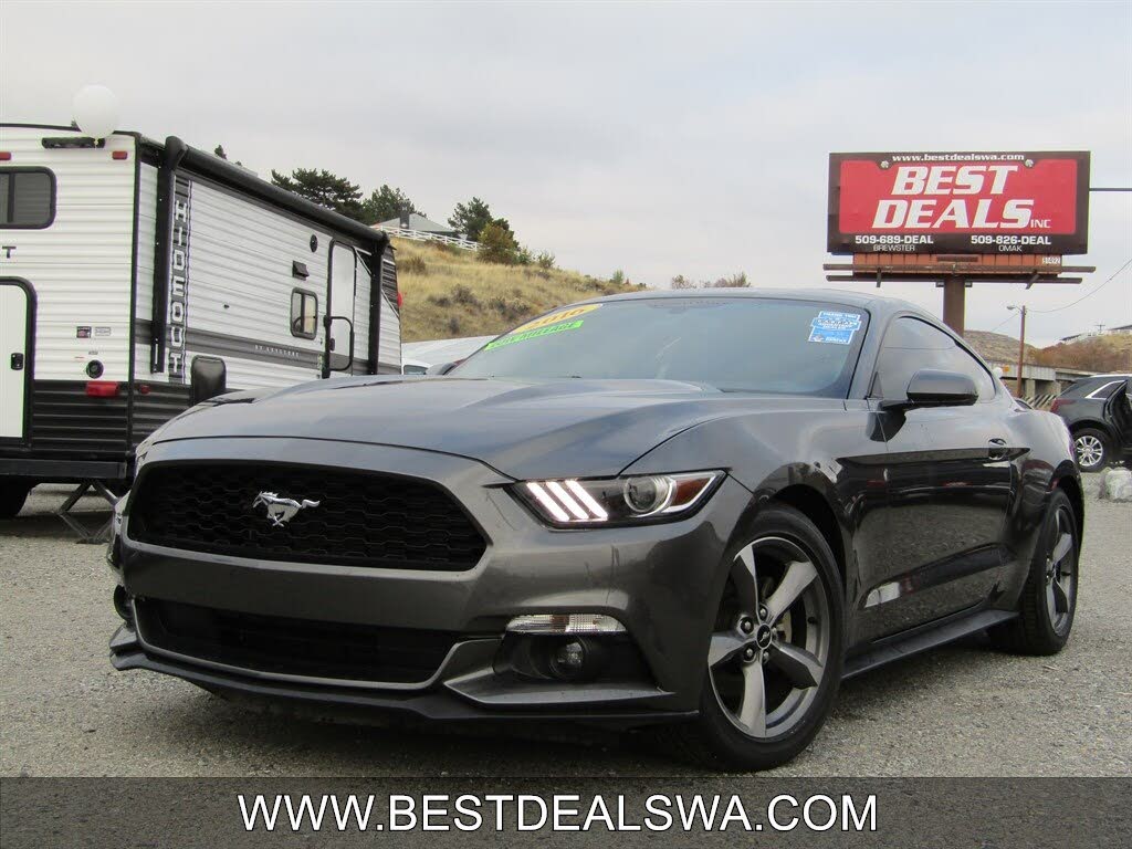 2016 Ford Mustang V6 Coupe RWD