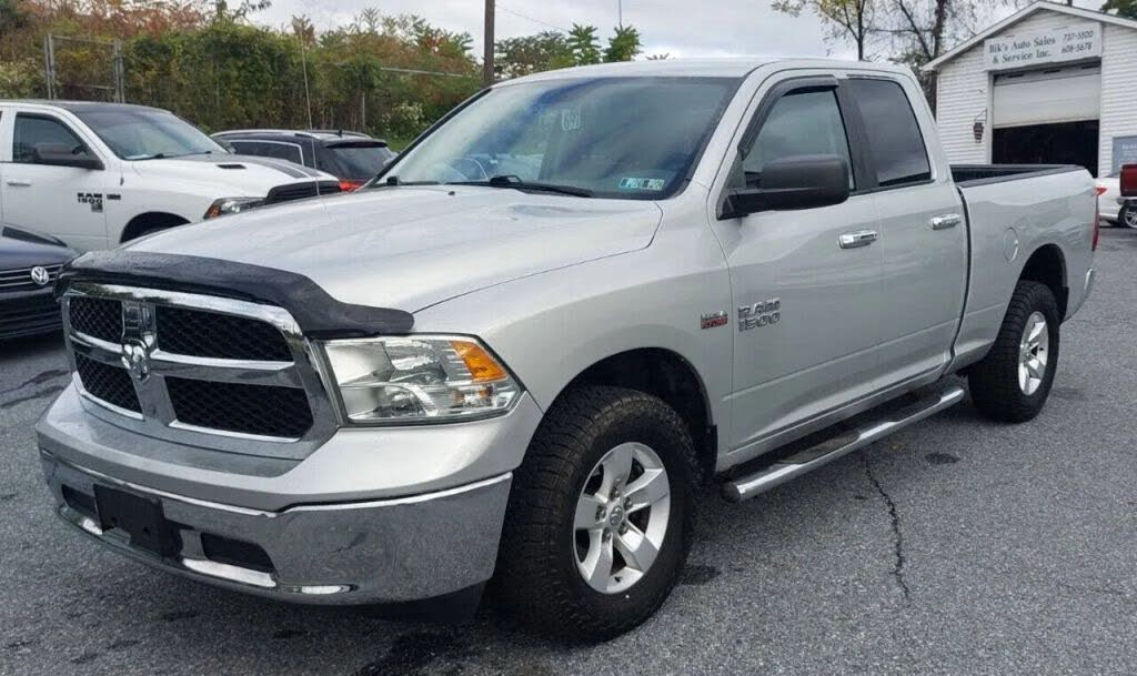 2016 RAM 1500 SLT Quad Cab 4WD