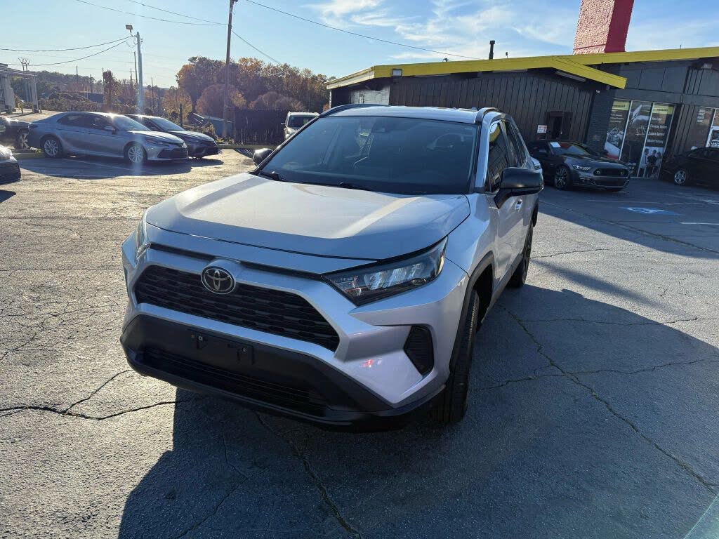 2021 Toyota RAV4 LE FWD