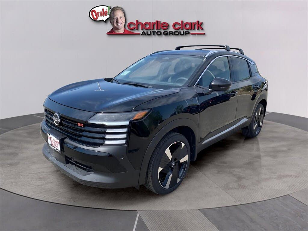 2026 Nissan Kicks SR FWD