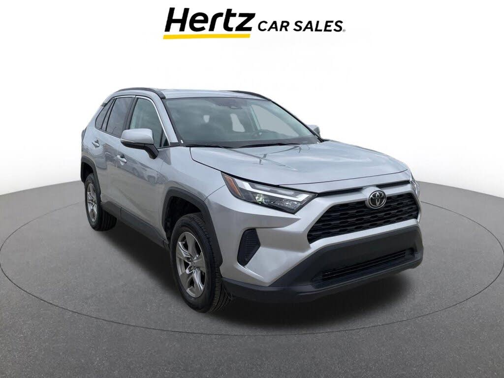 2025 Toyota RAV4 XLE FWD