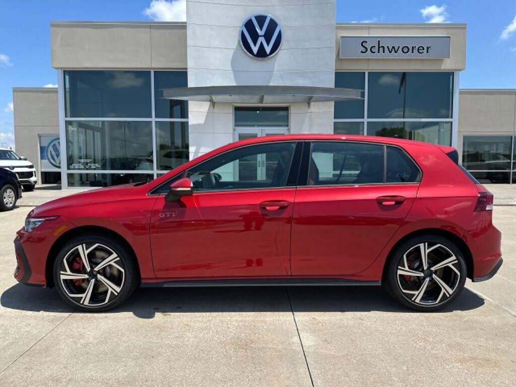 2025 Volkswagen Golf GTI SE FWD