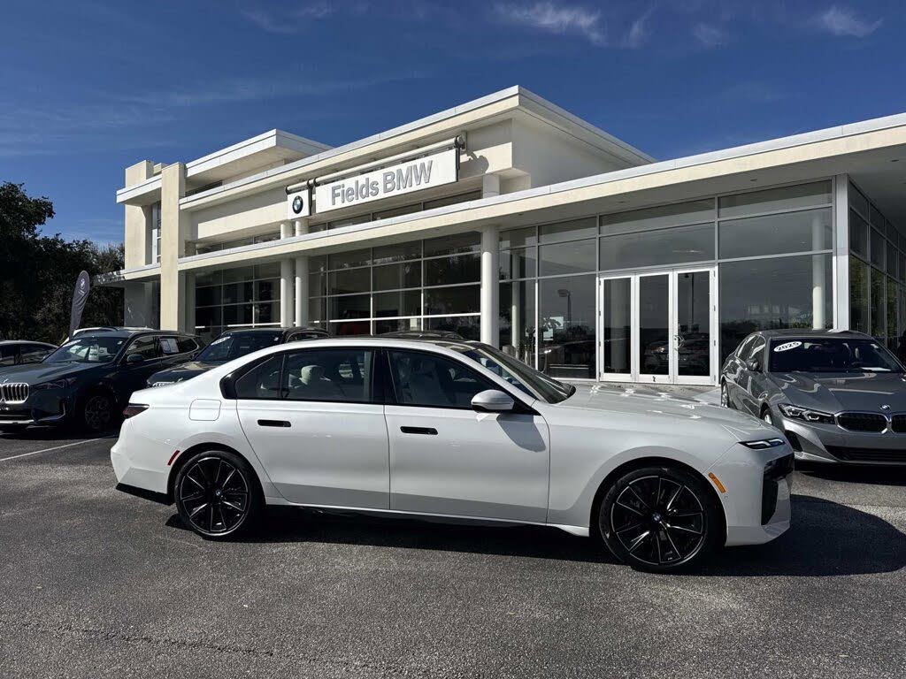 2026 BMW 7 Series 740i RWD