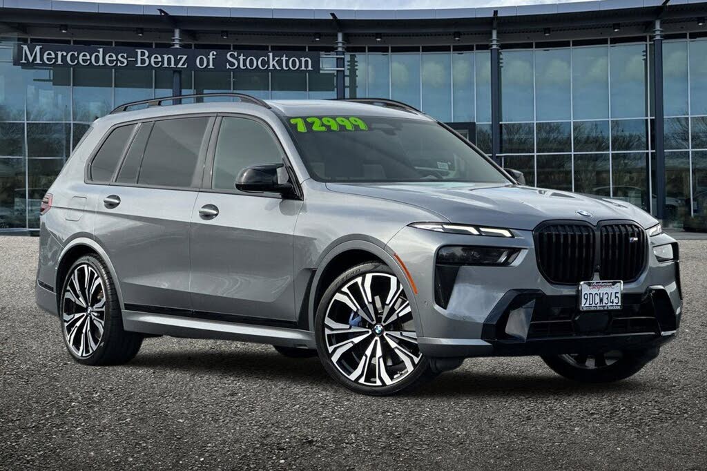 2023 BMW X7 M60i AWD