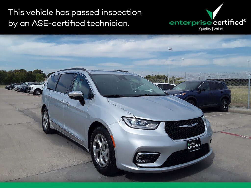 2023 Chrysler Pacifica Limited FWD