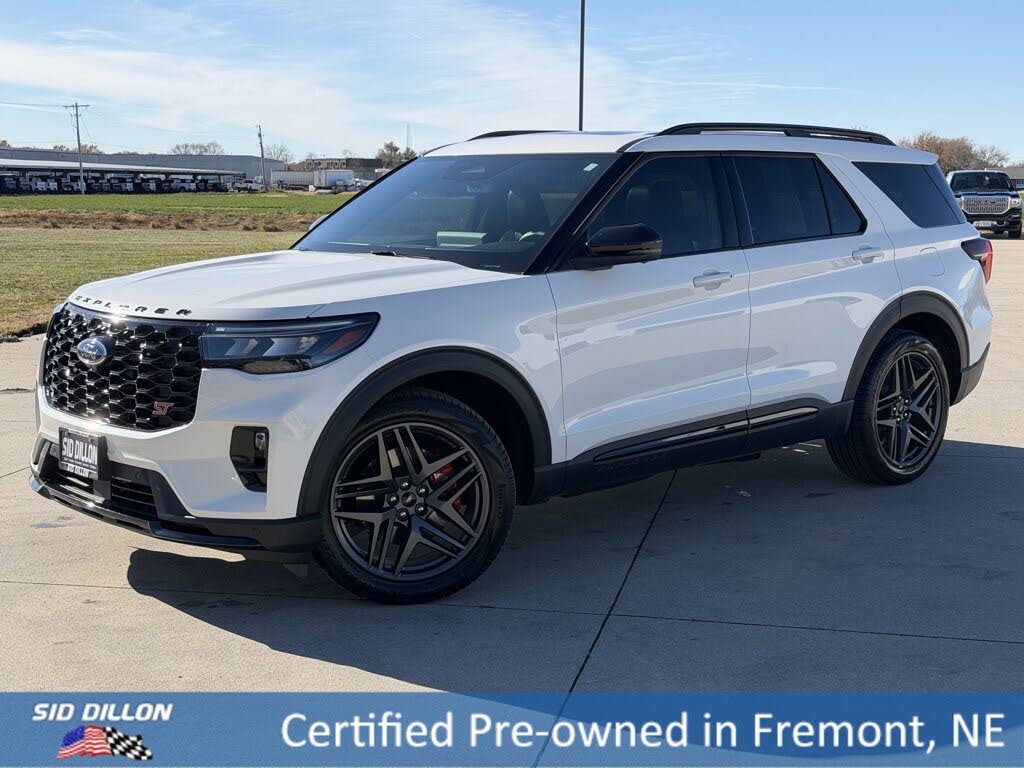 2025 Ford Explorer ST AWD