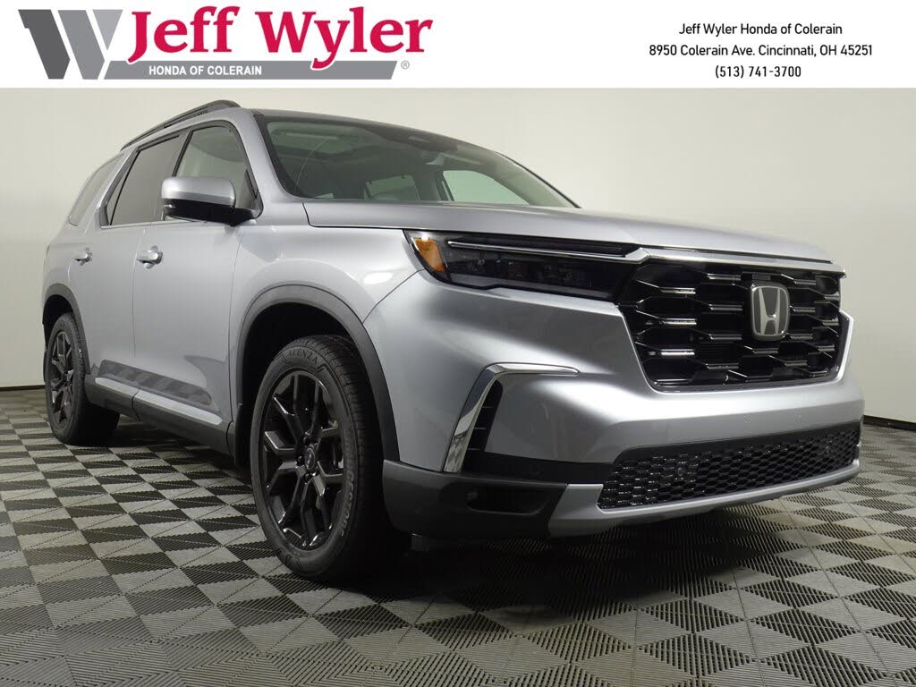 2025 Honda Pilot Touring AWD