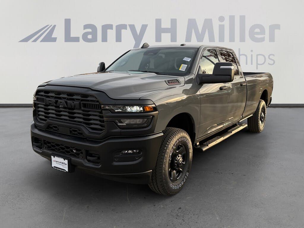 2026 RAM 3500 Tradesman Crew Cab LB 4WD