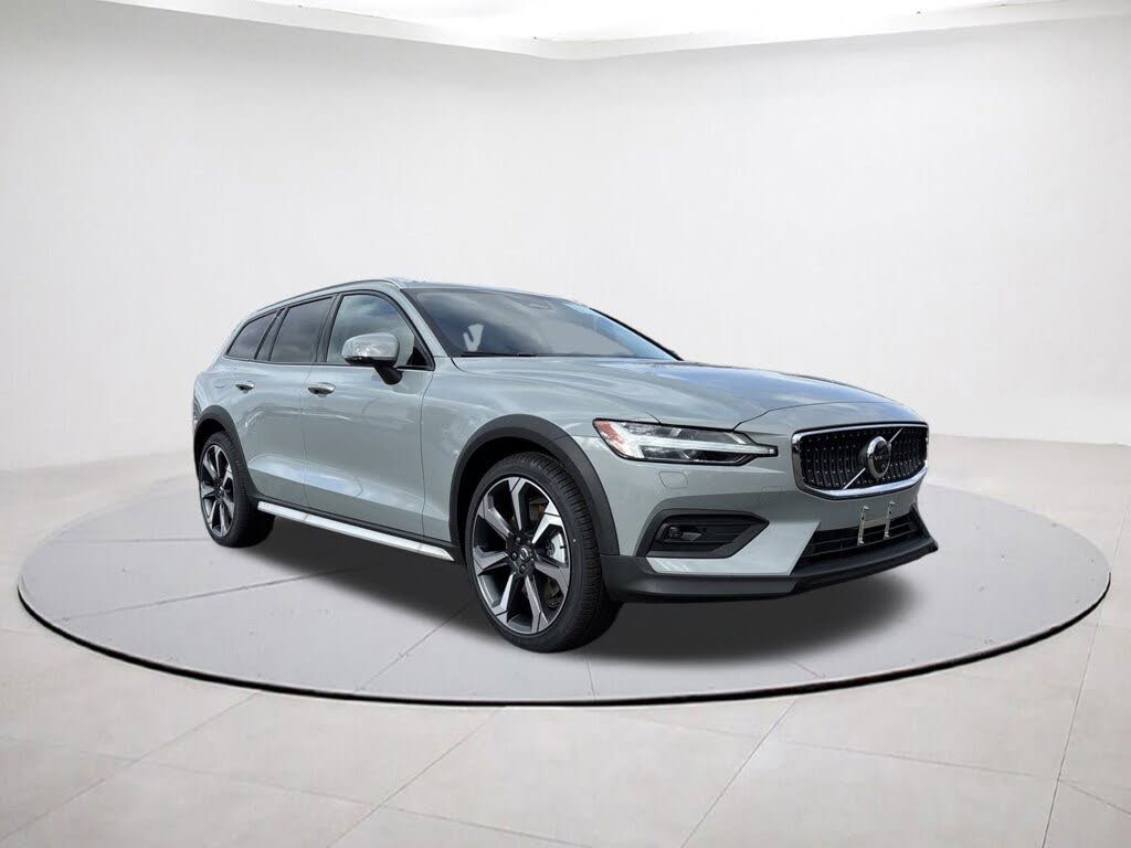 2026 Volvo V60 Cross Country B5 Ultra AWD
