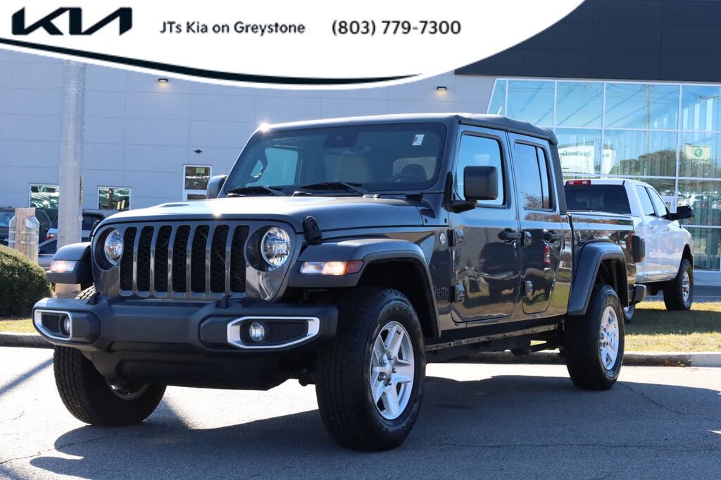 2020 Jeep Gladiator Sport S Crew Cab 4WD