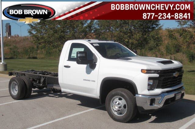 2026 Chevrolet Silverado 3500HD Chassis Work Truck Regular Cab 4WD