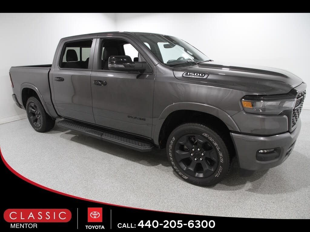 2025 RAM 1500 Big Horn Crew Cab 4WD