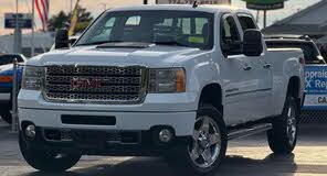 GMC Sierra 2500HD Denali Crew Cab SB 4WD