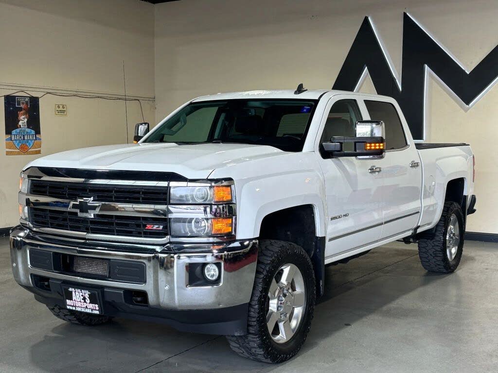 2016 Chevrolet Silverado 2500HD LTZ Crew Cab 4WD