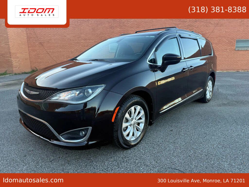 2017 Chrysler Pacifica Touring L FWD