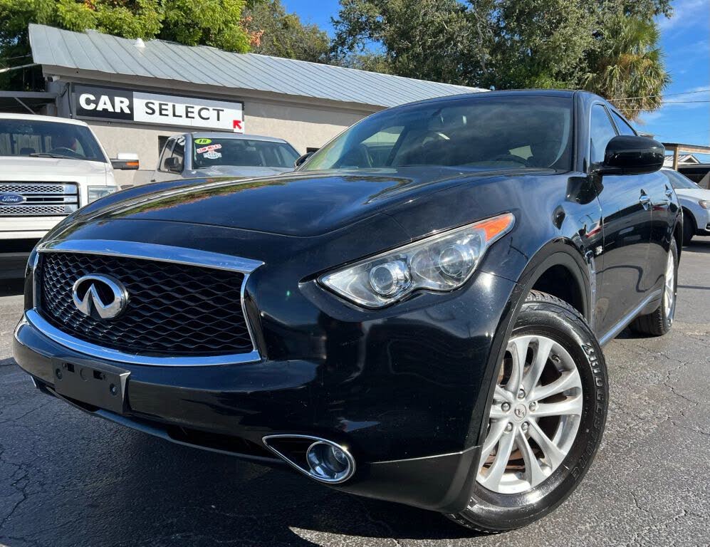 2017 INFINITI QX70 Sport AWD